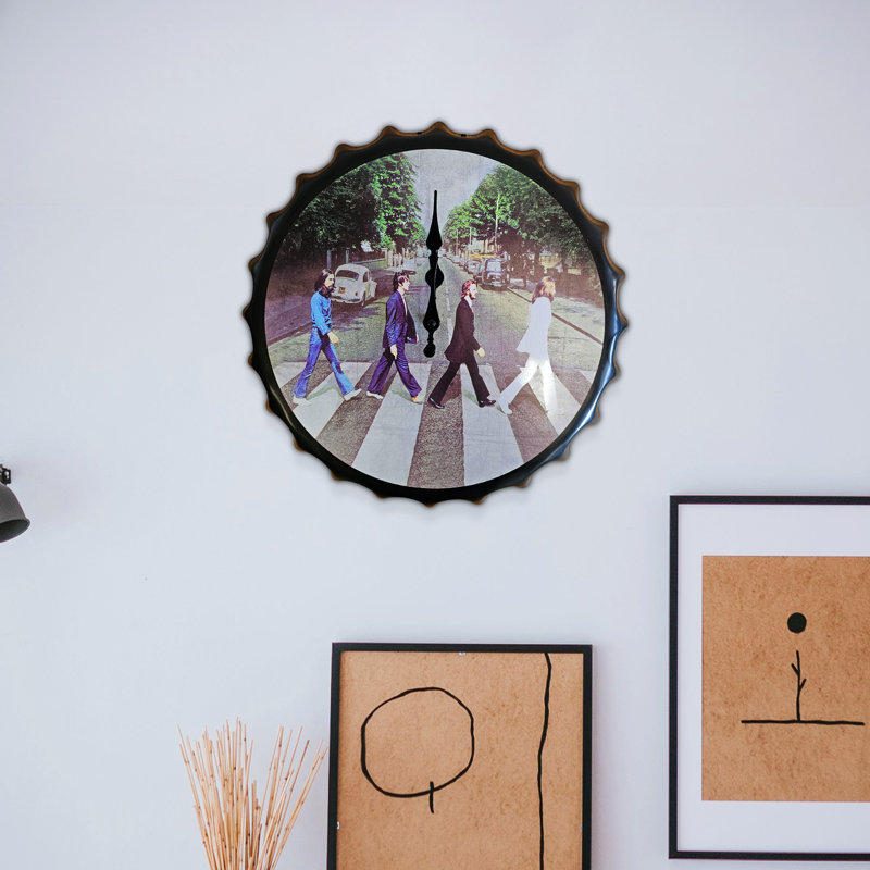 Adhurim Metal Wall Clock