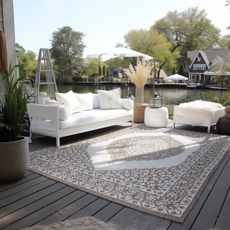 Dynamic Ornamental Indoor / Outdoor Area Rug, Rectangular 80 x 150cm