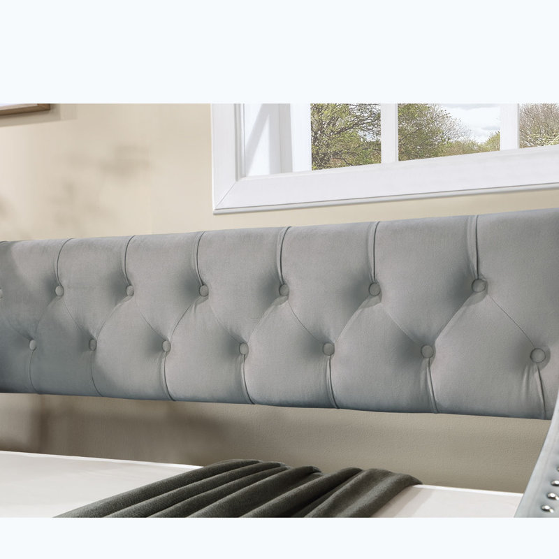 Darikson Extendable Fabric Upholstered Daybed, Gray, Twin