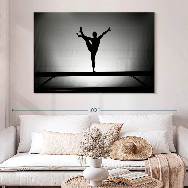 Sirci Gymnast On Beam, H 34 po x l 51 po