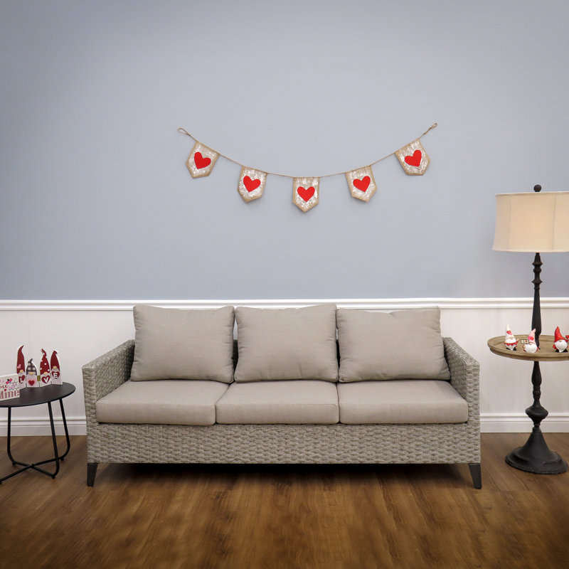 Guirlande The Hearts Aisle® de 6 pi avec cœurs rouges
