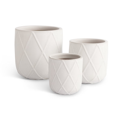 Triade Earthenware Reactive Glaze Pots in White