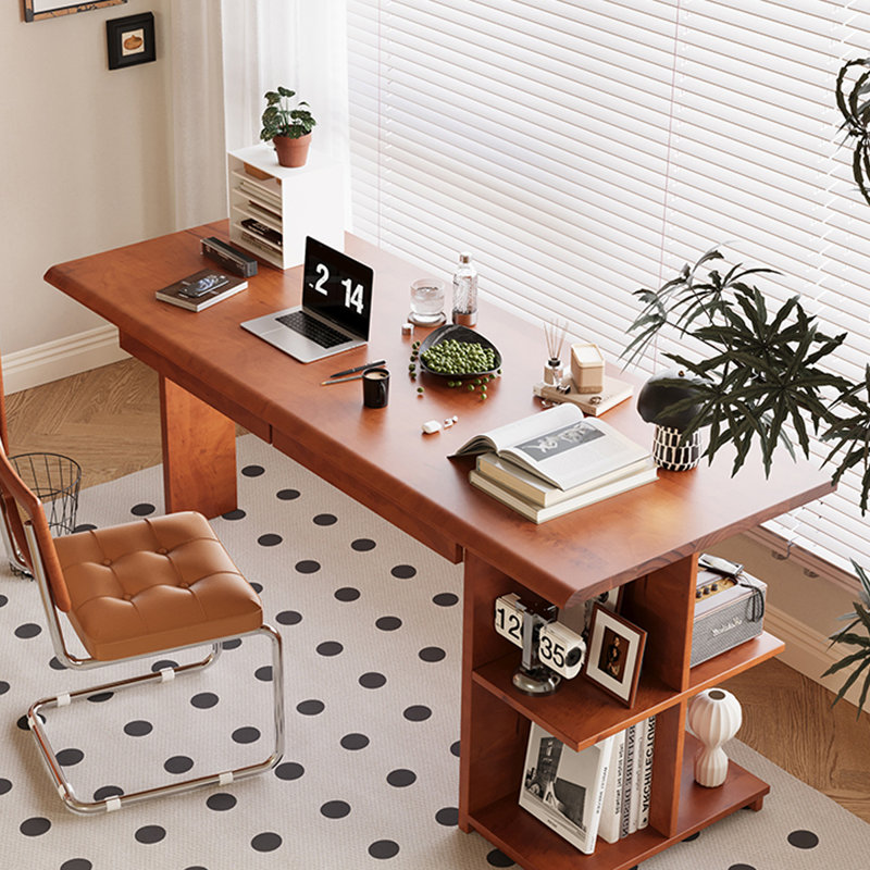 Bureau d'écriture rectangulaire à 3 tiroirs en bois massif brun rougeâtre, H 29,53 po x l 62,99 po x P 31,5 po