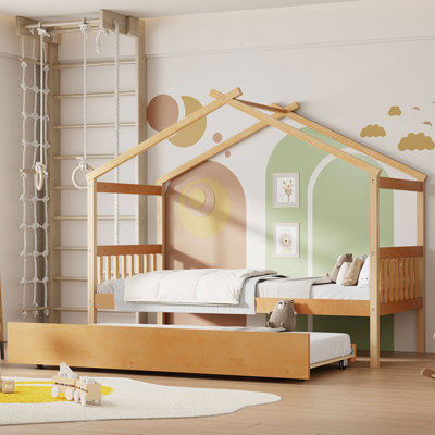 Lit simple en bois avec lit gigogne, idéal pour le jeu imaginatif des enfants et un sommeil confortable, maximisant l'utilisation de l'espace