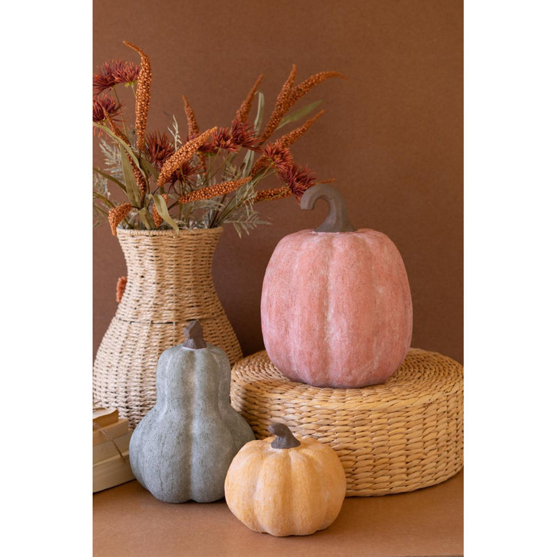Ensemble de trois citrouilles en terre cuite