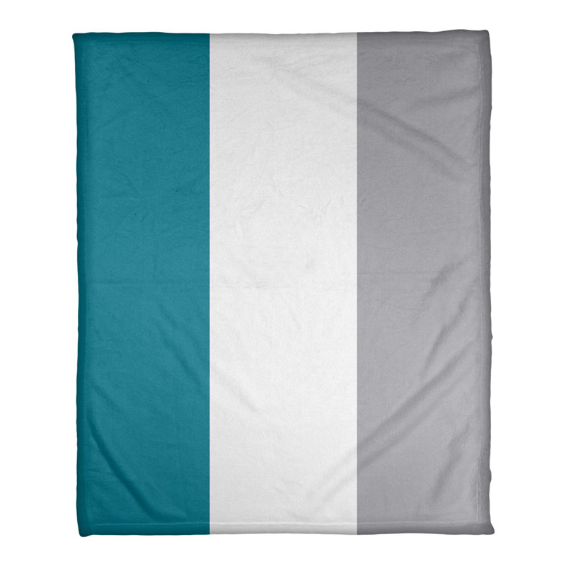 Couverture polaire basket Charlotte, l 62,5 po x L 82,5 po, Bleu sarcelle, blanc, gris