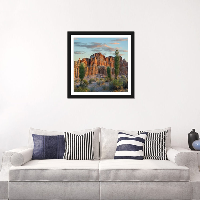 Reproduction de photo sur toile, H 24 po x l 24 po x P 1 po, Papier beaux-arts encadré noir