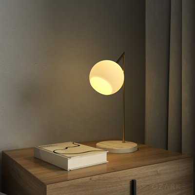 Lampe de table en marbre Serenity