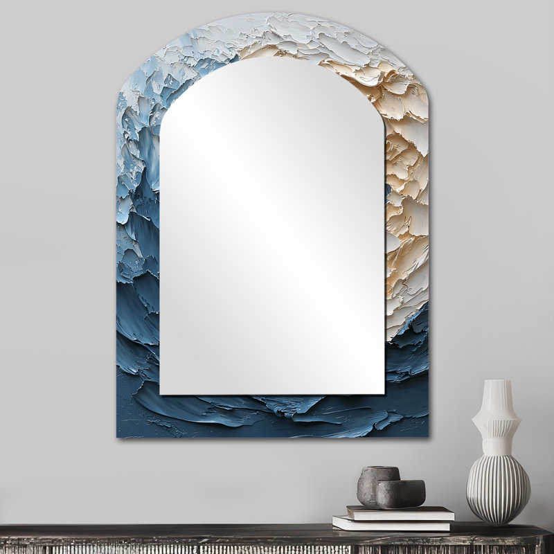 Vortex blanc océanique accentué de bleu I - grand miroir mural arqué sur métal, 34 po x 25 po