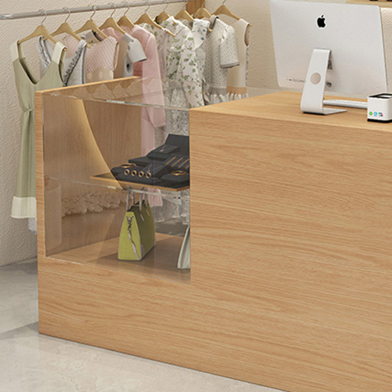 Vitrine moderne et minimaliste, H 39,37 po x l 62,99 po x P 23,62 po