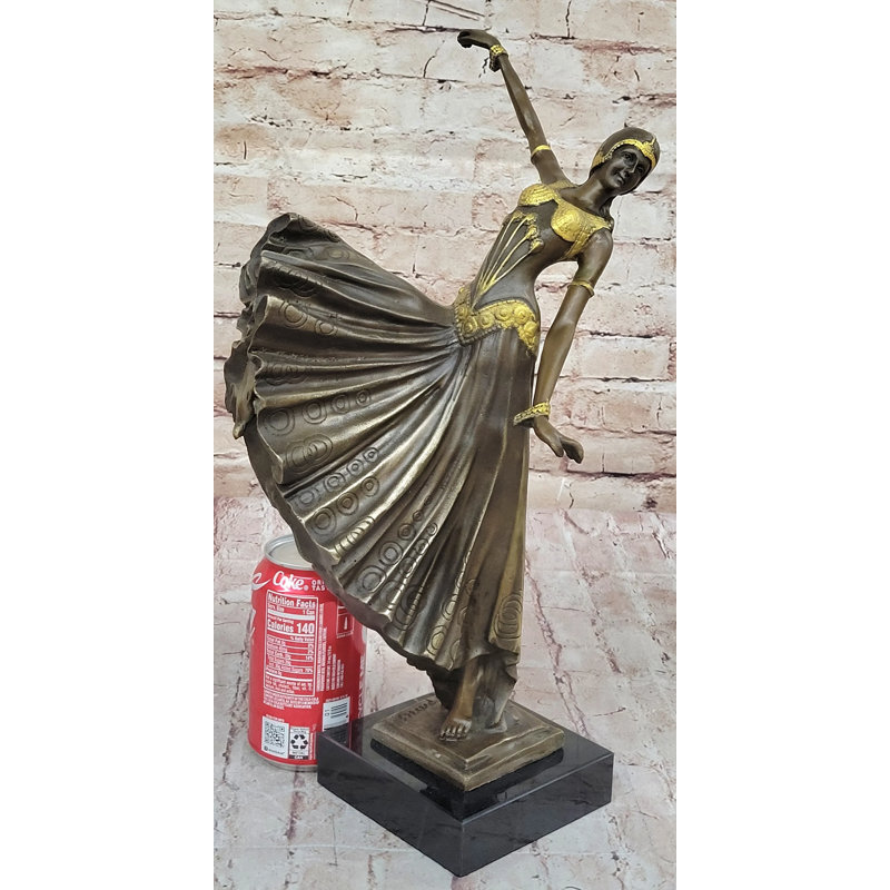 Figurines et sculptures
