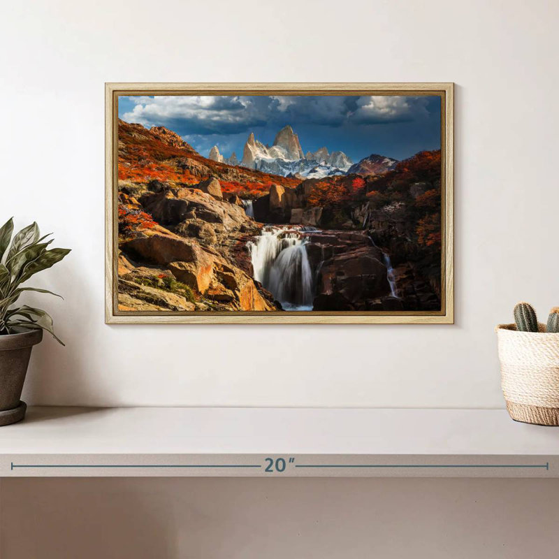 Mont Fitz Roy en automne, Cadre flottant en bois naturel, 13 po x 9 po