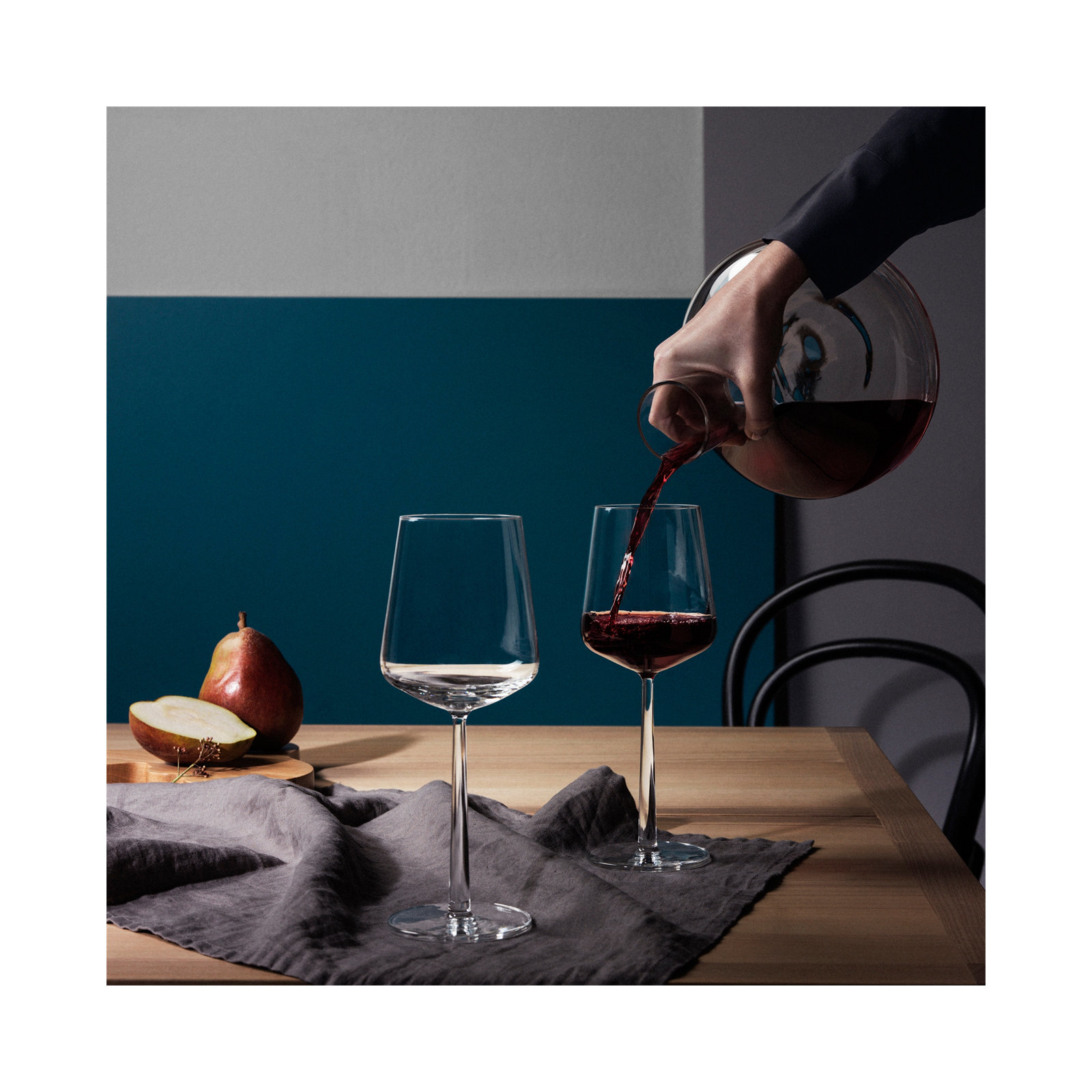 Iittala 66.8706 oz. Wine Decanter