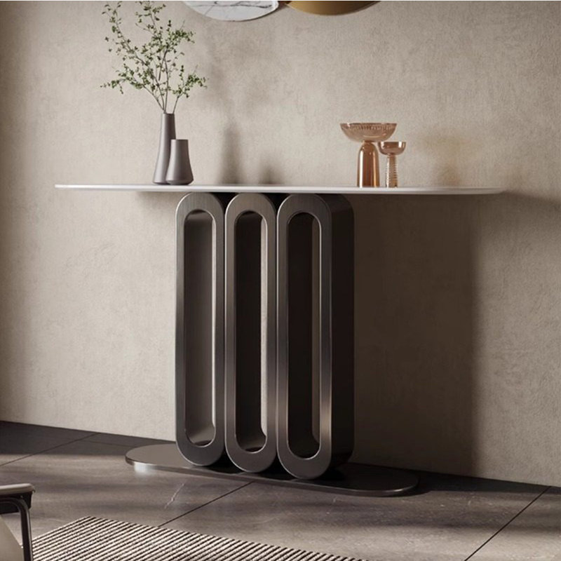 Console légère en métal de style luxueux, 33.8" H x 47.2" W x 13.7" D, Gris