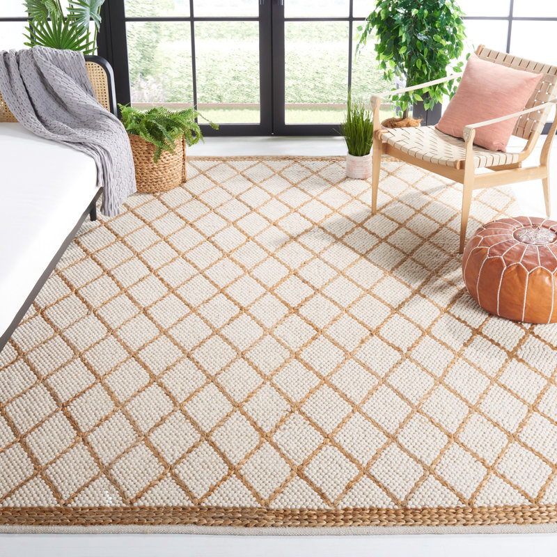 Natura Hand Woven Wool/Cotton Geometric Rug in Ivory/Natural, Rectangle 8' x 10'