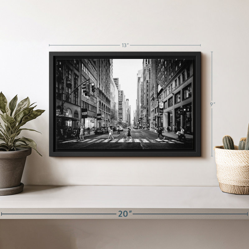 «Madison Avenue», H 9 po x l 13 po