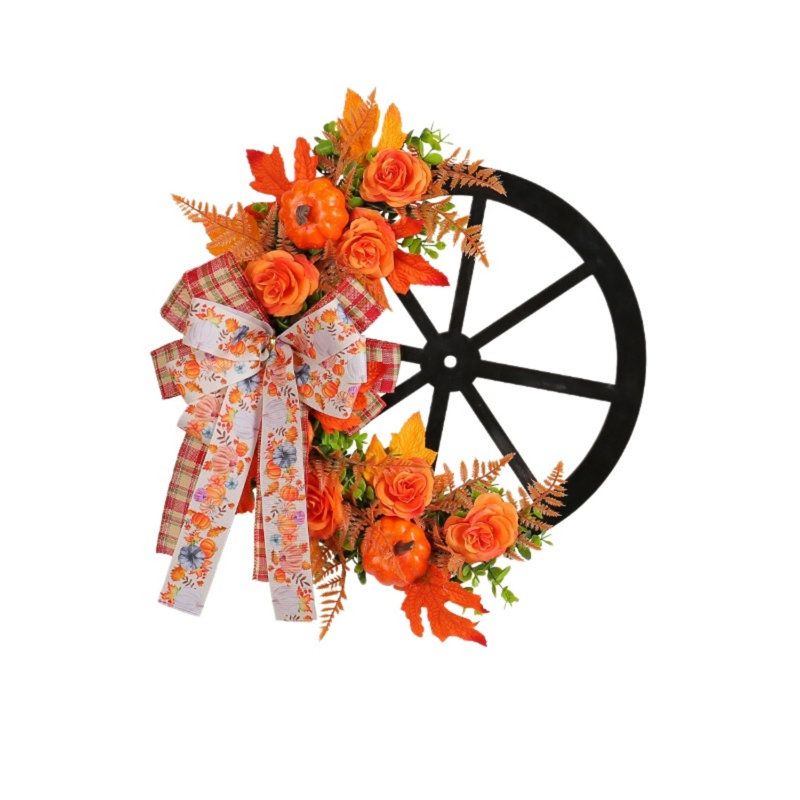 Couronne de porte d'automne avec roues orange artificielles, citrouilles et nœud écossais