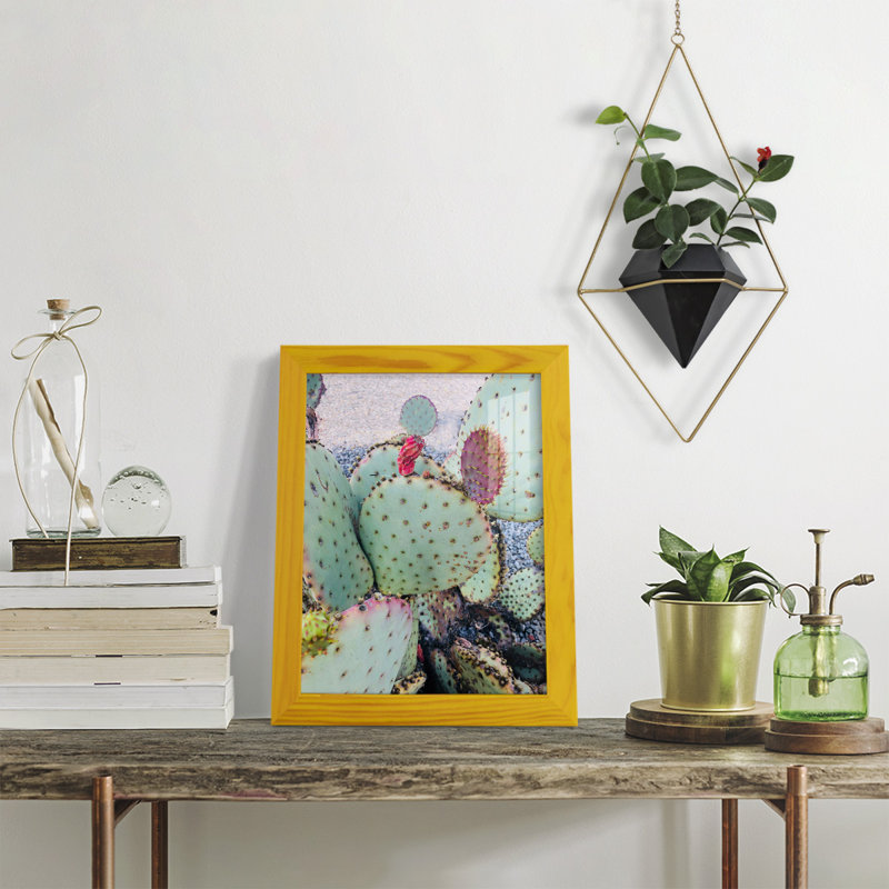 Rose vert cactus II encadré sur papier, H 11 po x l 9 po x P 1 po, Jaune