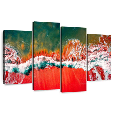 Vagues de l'océan rouge