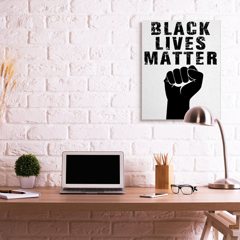 «Black Lives Matter Distress Typographie Raised Fist» par Marcus Prime - impression d'art graphique, Toile tendue