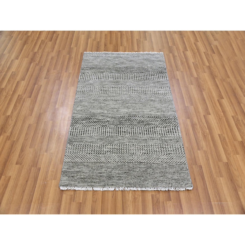 Tapis gris nouvel âge 3 pi x 4 pi 9 po Brawlin