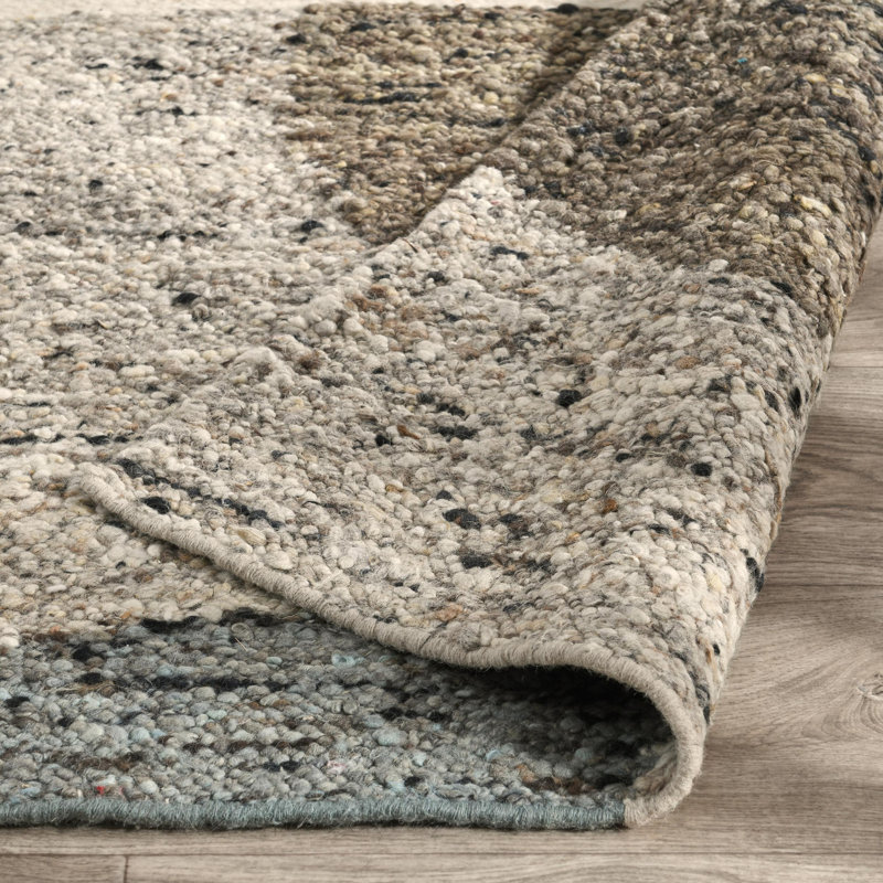 Hesperia 2x3 Hand Woven Wool Fabric Cedar Multi-color Pattern Rug, Rectangle 5' x 8'