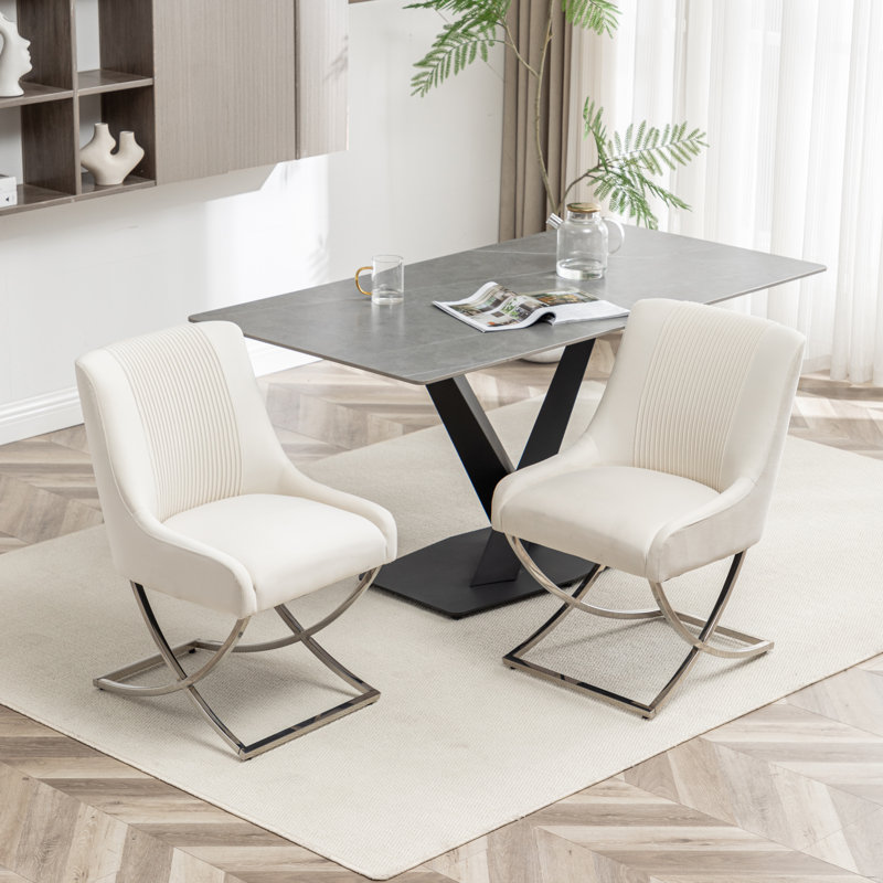 Chaise d'appoint rembourrée en velours Elian, Beige