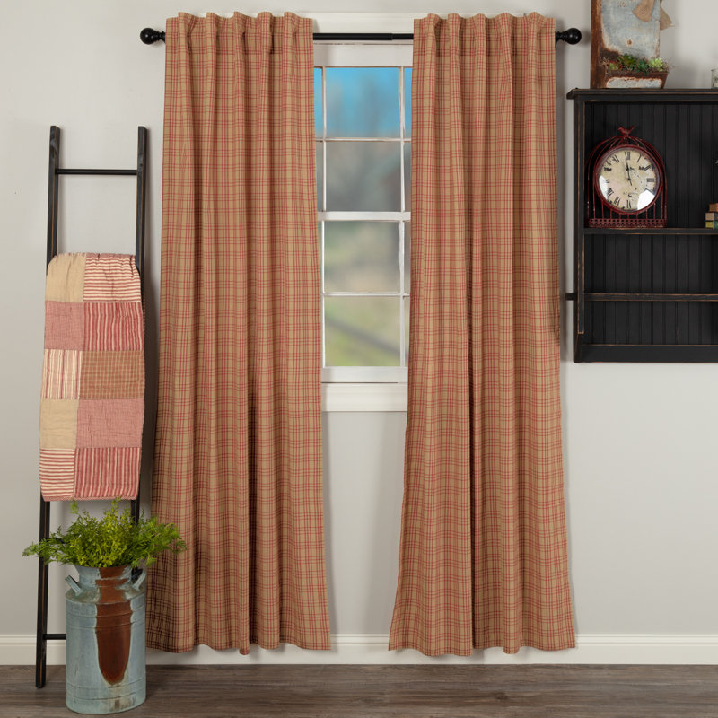 Paire de rideaux obscurcissant avec passe-tringle Surikova, Rouge / noir charbon, L 40 po x L 84 po