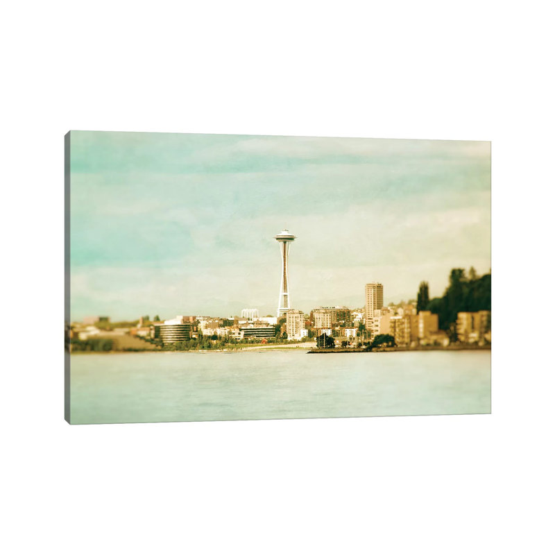 «Alki Beach» par Michelee Scott - photographie sur toile tendue, H 8 po x l 12 po x P 0,75 po