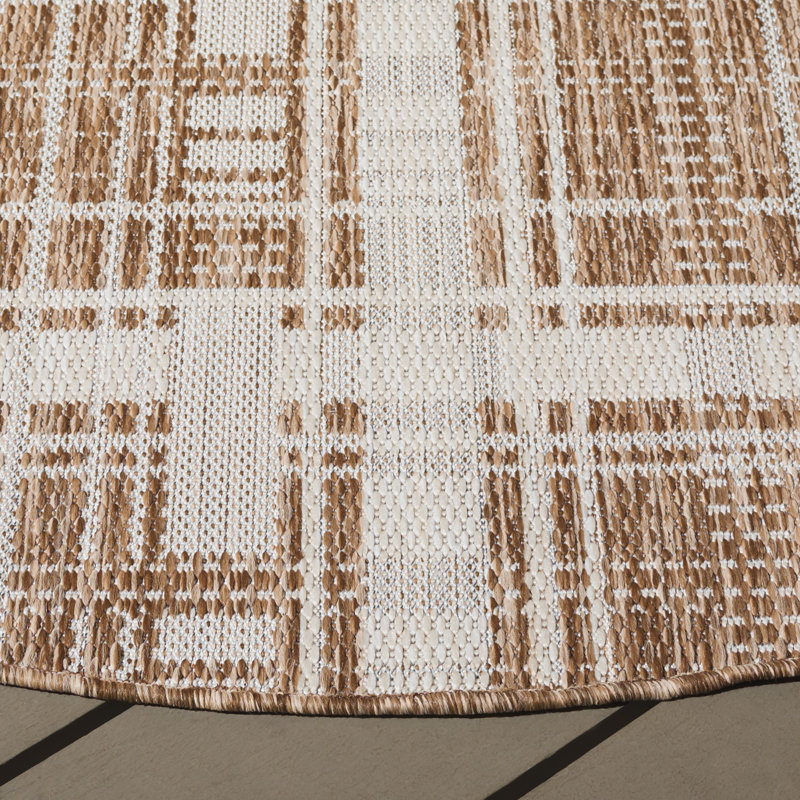 Emberton Performance Plaid Rug, Round 6'7"