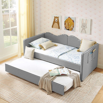 Daybed with Pull-Out Trundle Bed