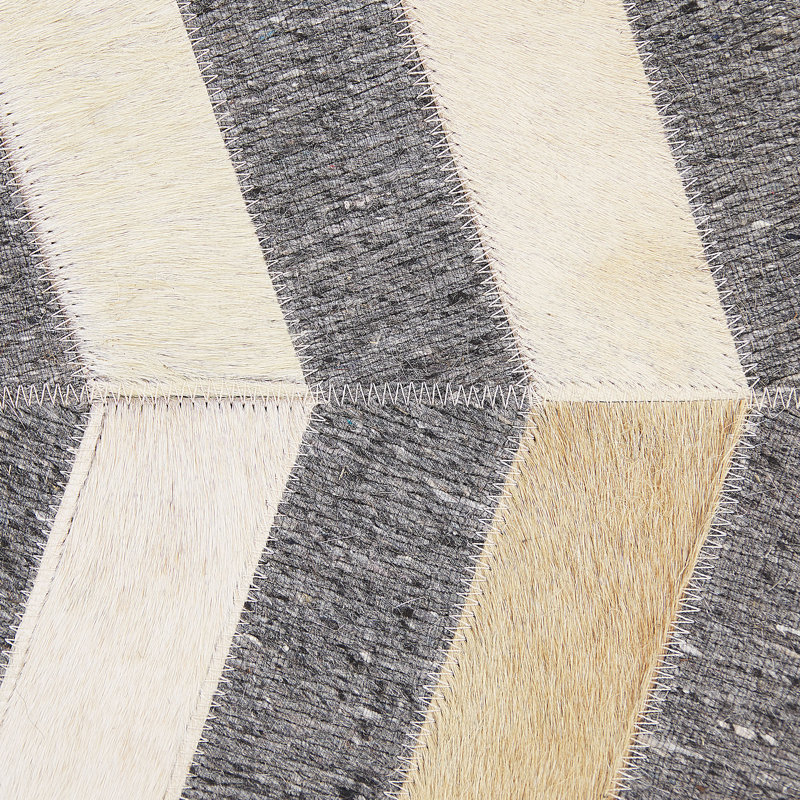 Dearborn Chevron Area Rug, 140 X 200