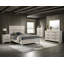 Commode contemporaine à six tiroirs avec un design géométrique et une finition blanc cassé, parfaite pour les solutions de rangement modernes.