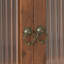 Armoire murale 24,8 "à deux portes avec trois niveaux de rangement et porte-serviettes
