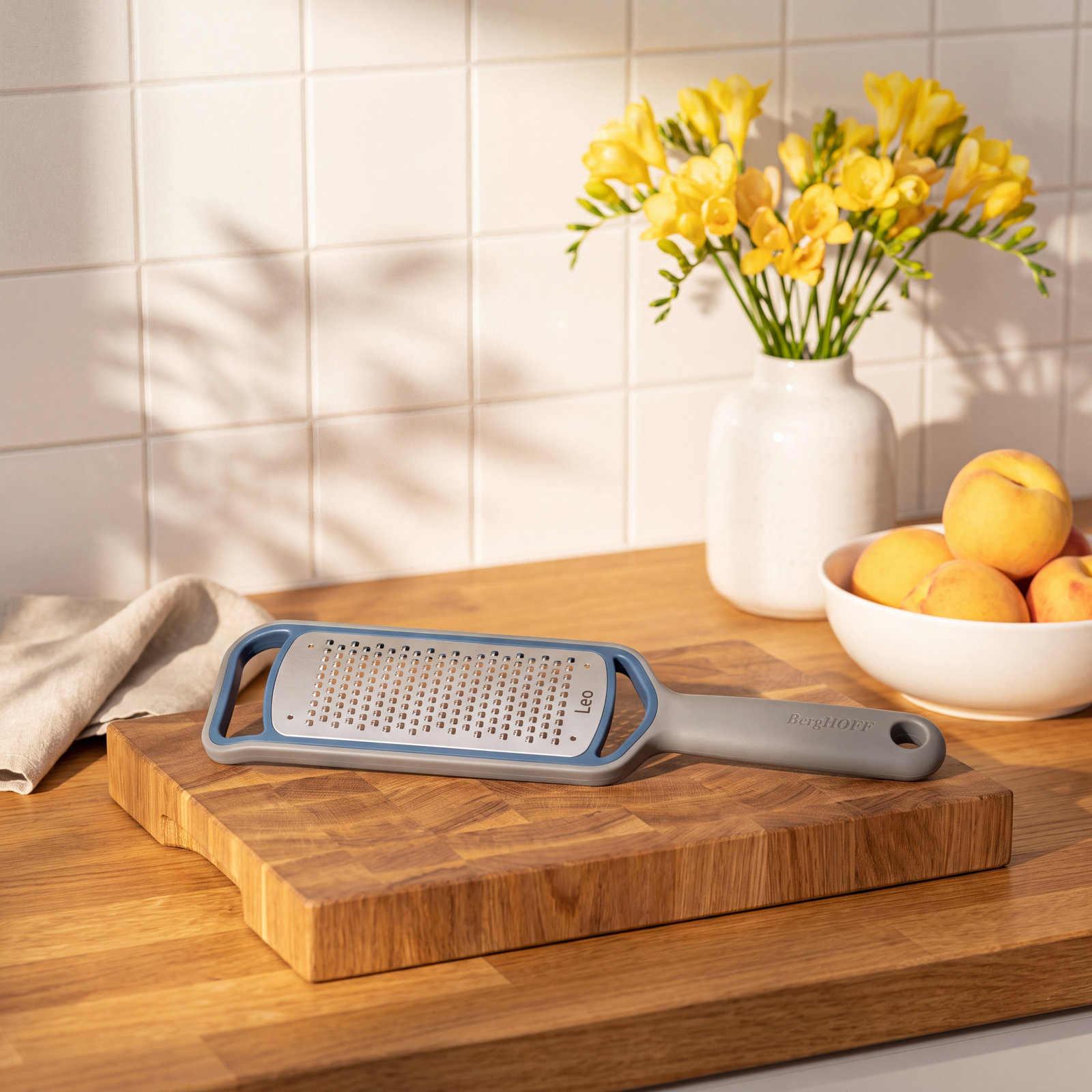 BergHOFF Leo Double-Sided Ribbon Paddle Grater