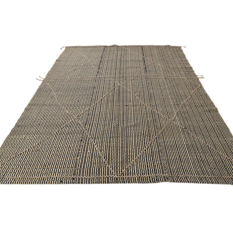 Tapis noir Judy