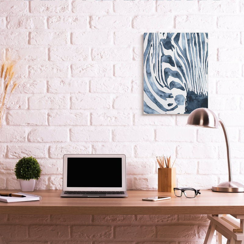 «Zebra Stripes Animal» par Victoria Borges - impression sur toile, Toile tendue, H 30 po x l 24 po