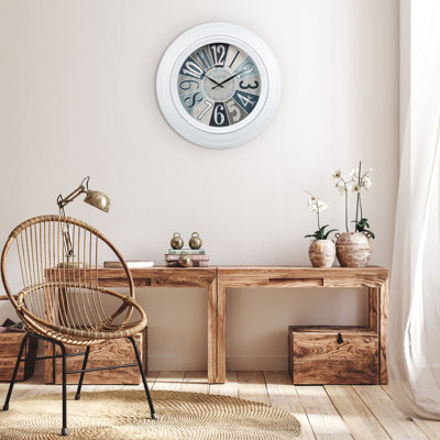 22" Lakeside White Quartz Clock