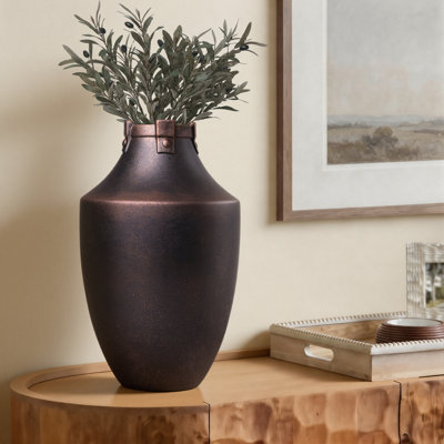 Vase de table en céramique fabriqué à la main en grès et terre cuite; vase brun doré