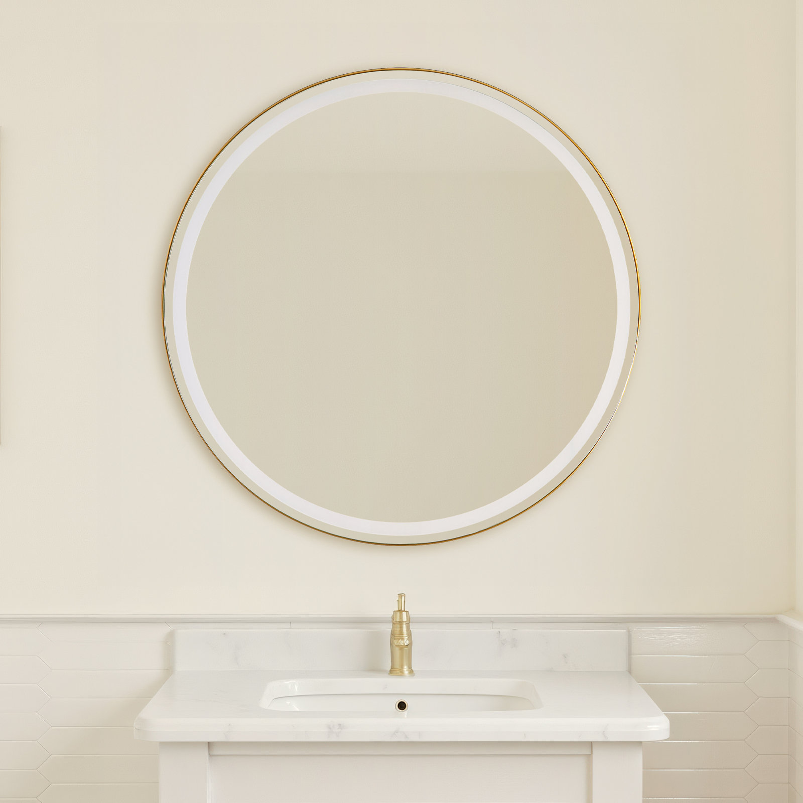 Mattia Round Wall Mirror