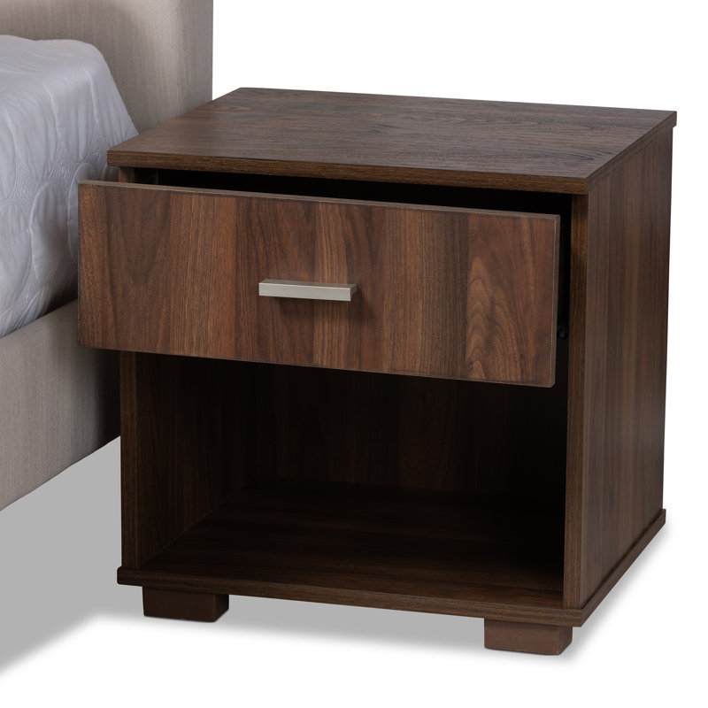 Chaydenn Piece Bedroom Set, Beige, Queen