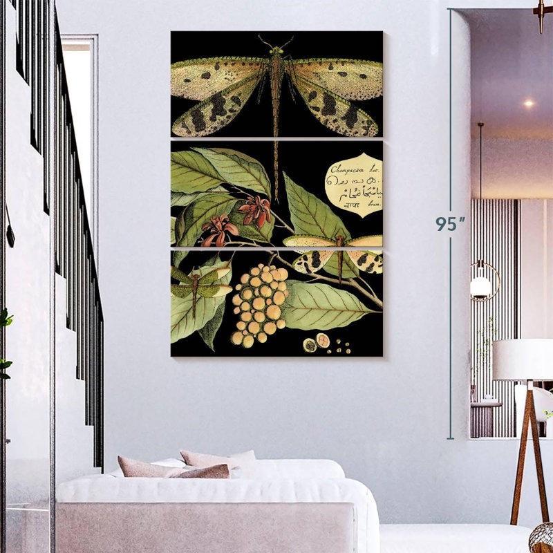 Libellule fantaisiste Keiri sur fond noir I, H 74 po x l 48 po