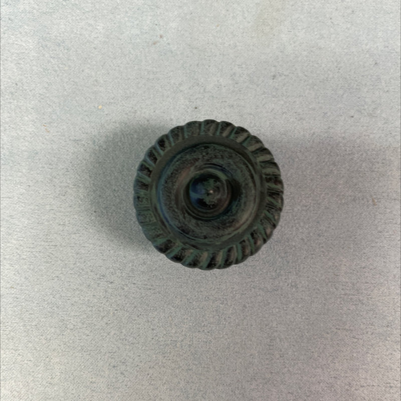(5 Pack) 1-1/4 inch Rustic Knob, Old Green