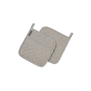 Quilted Potholders (Set of 2)