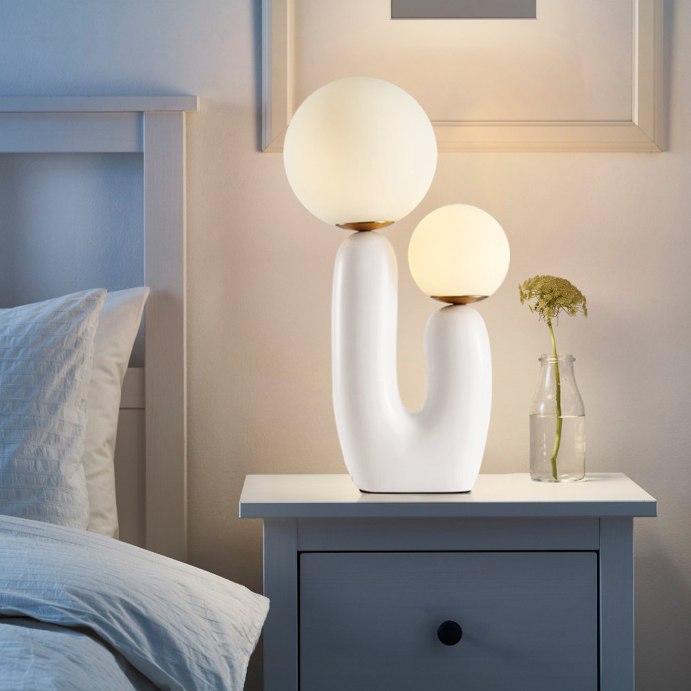 Yuma Resin Table Lamp, White