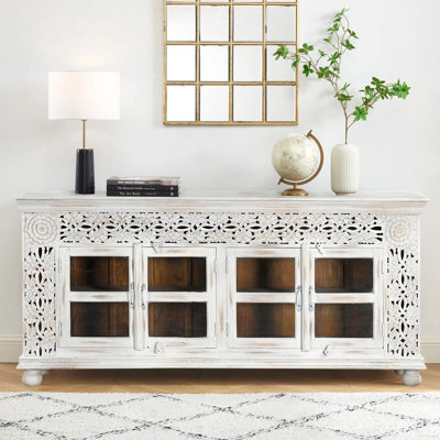 Buffet de style transitionnel en treillis sculpté de 83 po de long avec portes en verre