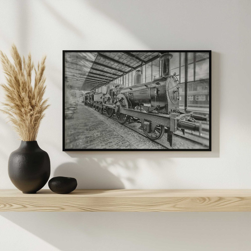 «Stationed in Time» par Martin Podt, reproduction d'art, 12 W x 8 H, Gold, Framed Print