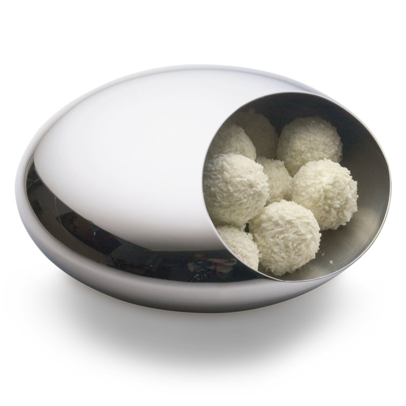 Metal Decorative Bowl 1, 7.5cm H x 16cm W x 16cm D