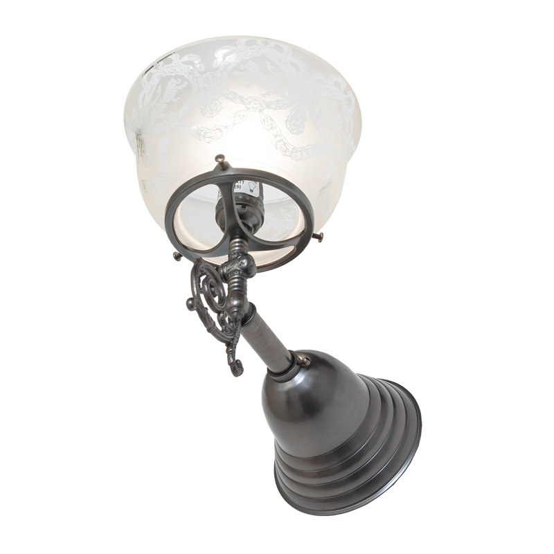 1 - Light Armed Sconce