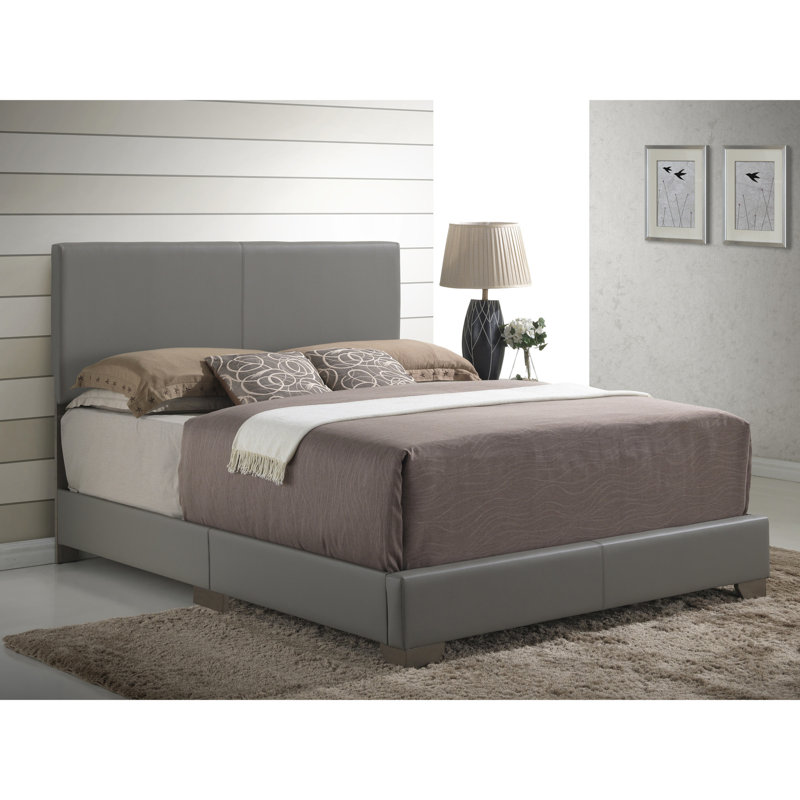 Confortable lit gris - construction, rembourrage en mousse, housse en similicuir pour chambre à coucher avec support entièrement rembourré, extérieur